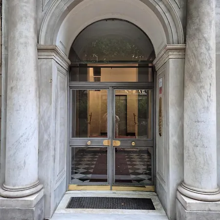 La Bella Mansardina Apartment *