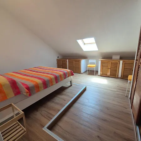 La Bella Mansardina Genua